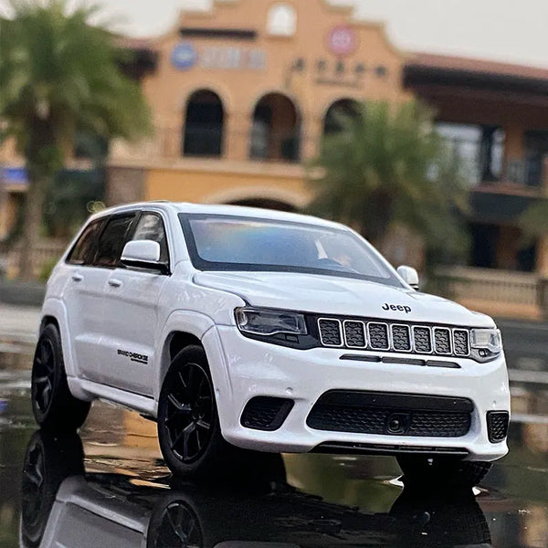 1:32 Jeep Grand Cherokee Alloy Car Model Diecasts & Toy Off-road Vehicles Metal Car Model Simulation Sound and Light Kids Gifts - IHavePaws