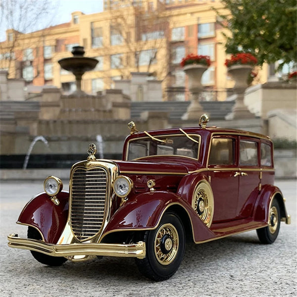 1:28 Retro Classic Car Alloy Car Model Diecasts Metal Vehicles Toy Old Car Model High Simulation Collection Ornament Kids Gift - IHavePaws