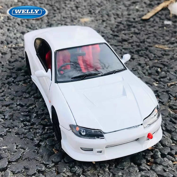 Welly 1/24 Nissan Silvia S15 Alloy Sports Car Model Diecast Metal Toy Racing Car Vehicles Model Simulation Collection Kids Gifts - IHavePaws